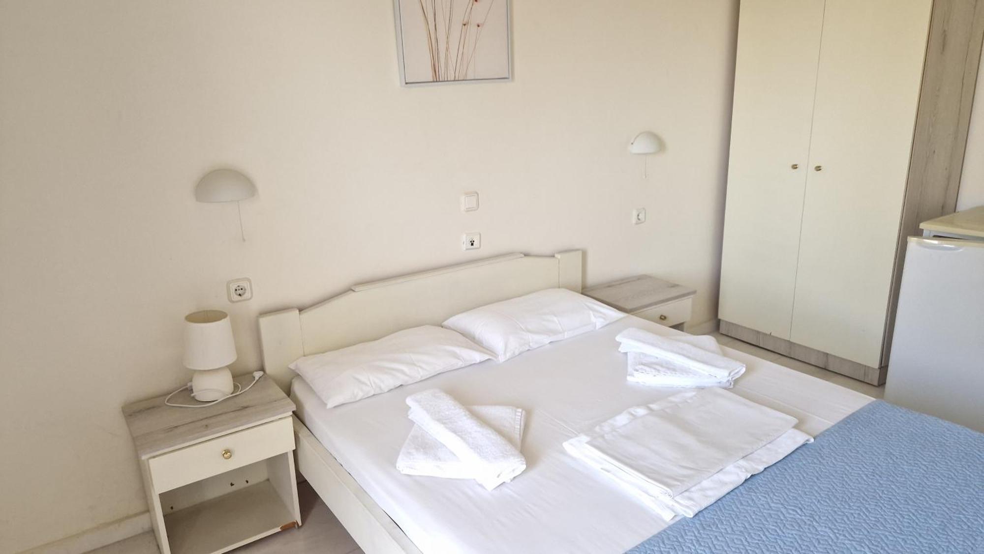 Regina Hotel 基萨莫斯 外观 照片